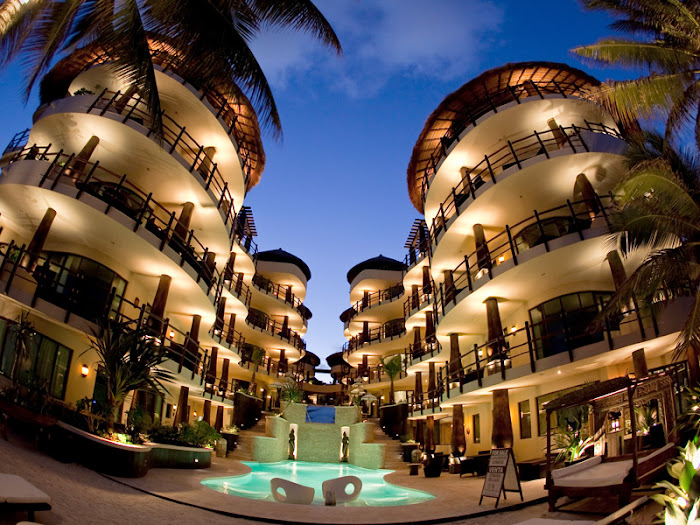 El Taj Oceanfront Condo Hotel