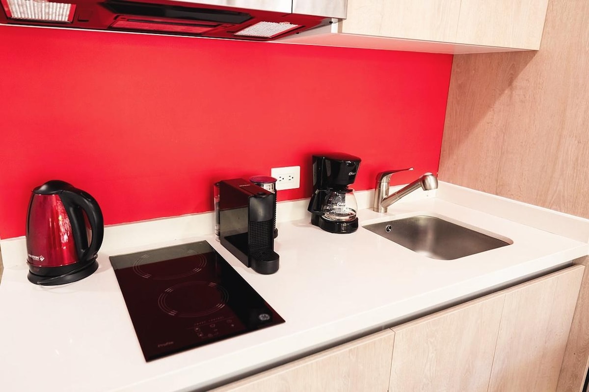Studio penthouse kitchen