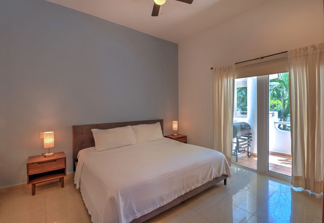 Palmar del Sol king bedroom